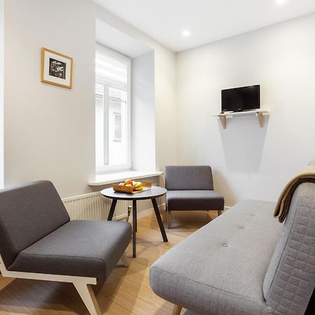 Jolly Apartments By Reside Baltic Вилнюс Екстериор снимка