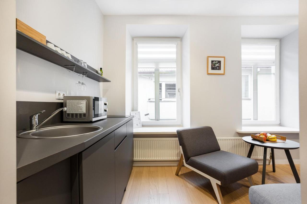 Jolly Apartments By Reside Baltic Вилнюс Екстериор снимка